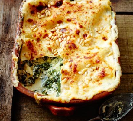 Spinach and pinenut lasagne